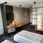 酒店 Hotel Dejanil Hannover Burgdorf 布格多夫