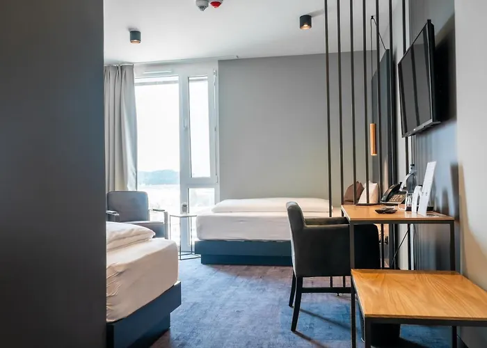 Hotel Akzent Dejanil 3*